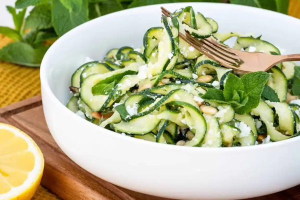 Tagliatelles de courgettes crues