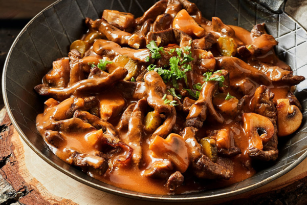 Boeuf Stroganoff