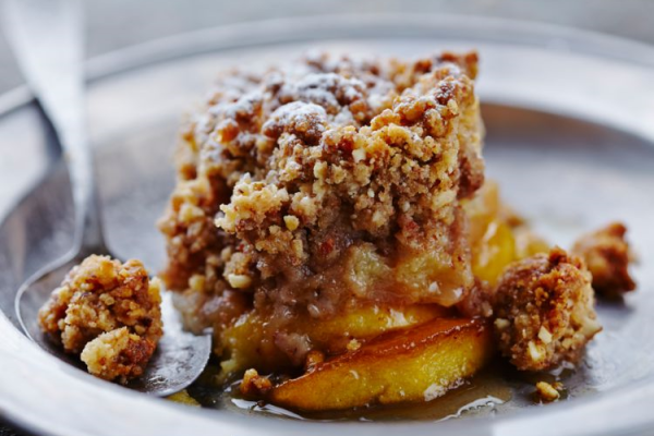 Crumble pomme-amande-cannelle